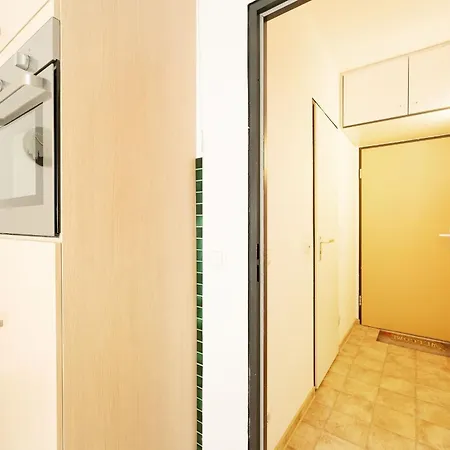 דירה Berolina 100