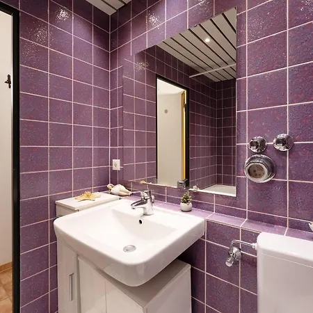 Berolina 100 דירה